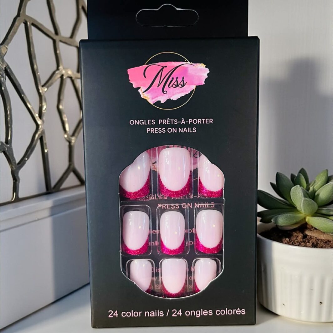 ONGLES PRÊTS-À-PORTER #22